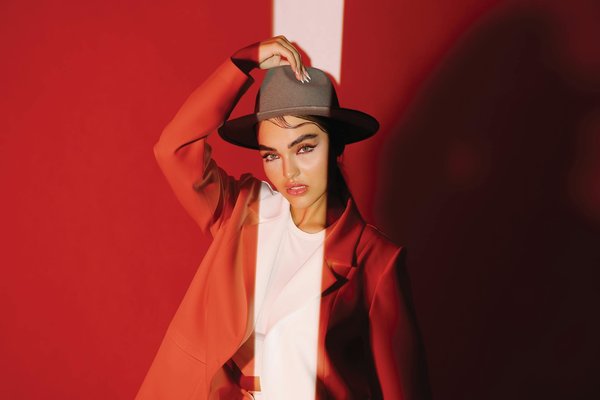 Transformez Vos Cheveux : Recettes Maison Originales pour des Cheveux Éblouissants et Personnalisés